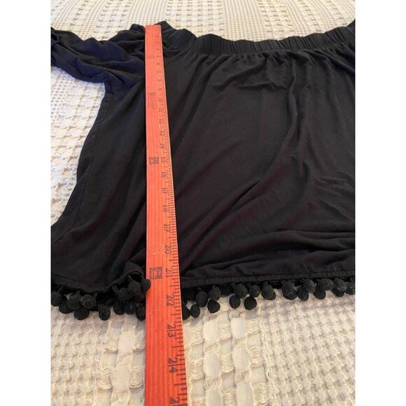 Pebble & Rose? Womens Black Plus Sz 2X Off Shoulder Stretch Top Blouse Pom Pom - Picture 9 of 9